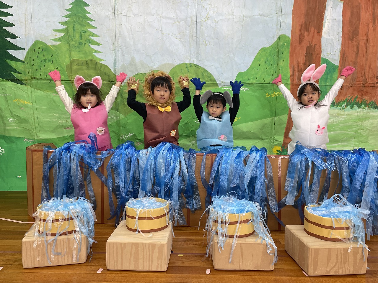 劇あそび「もりのおふろ」 | 学校法人 須磨浦学園 須磨浦小学校・須磨浦幼稚園【神戸市須磨区】